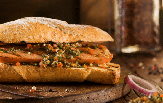 ¿Sabías que el choripan argentino fue nombrado uno de los mejores sandwiches del mundo? - Easy Español